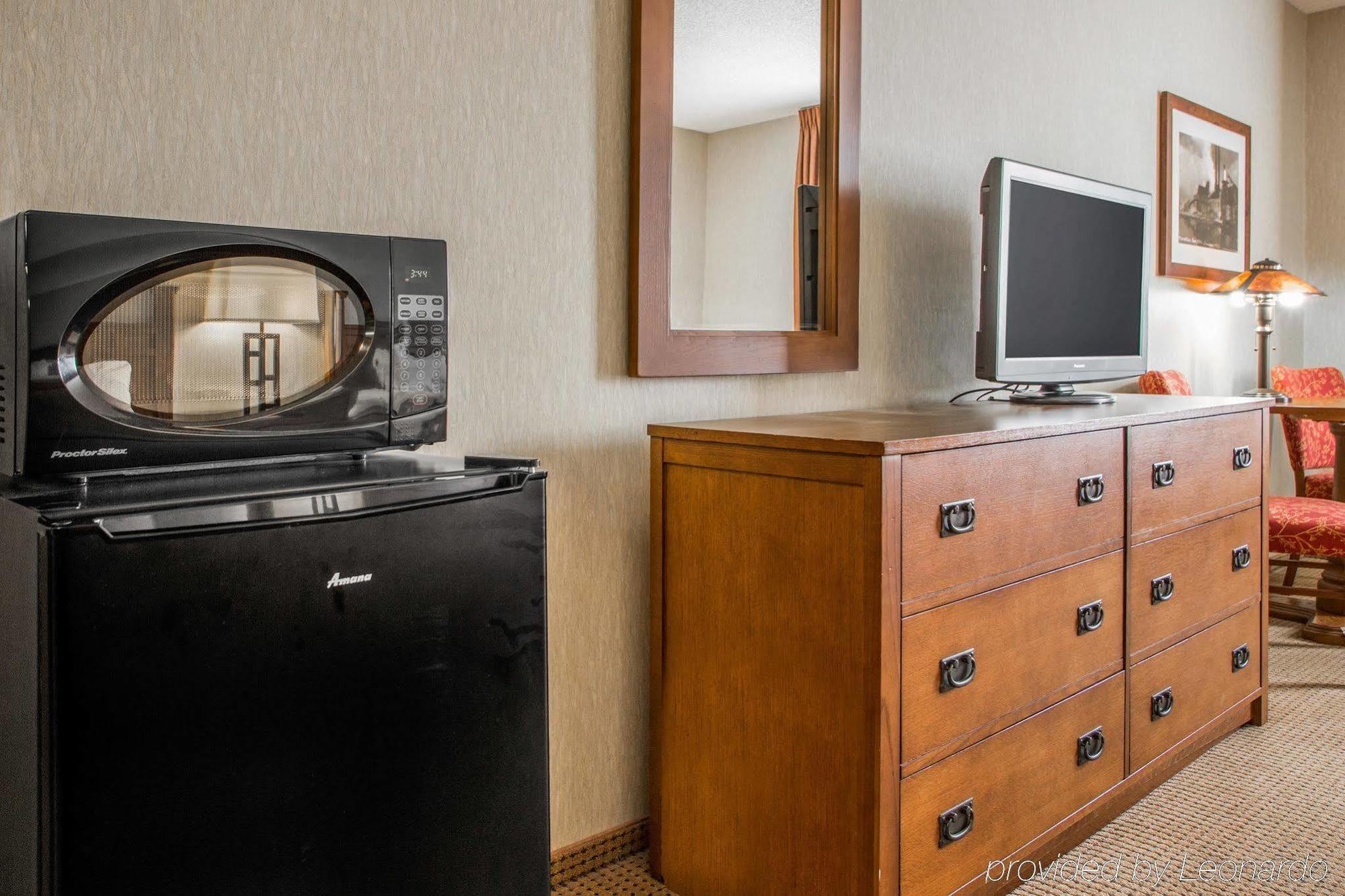 Quality Inn Ironwood Exteriör bild